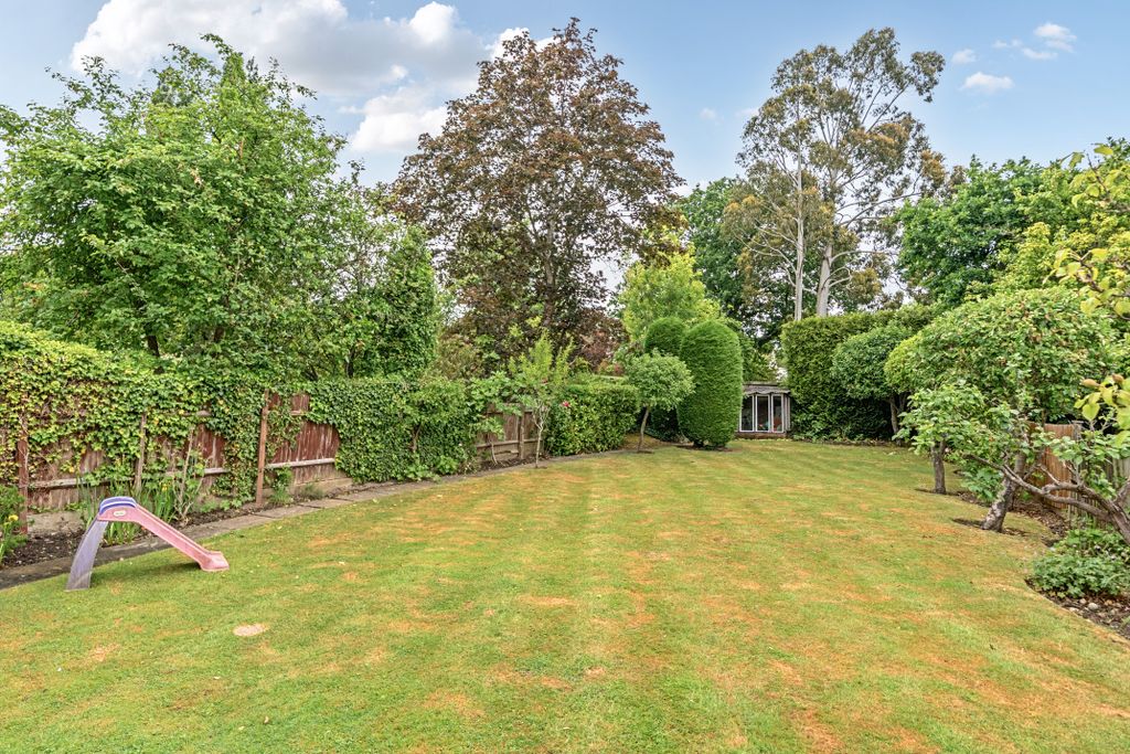 Property photo 3 of 20