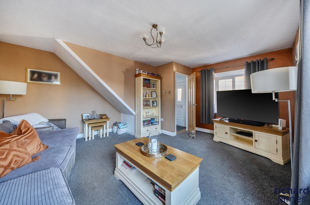 Property photo 2 of 12 028719Ea4Ad7419799c70d4E1244A964