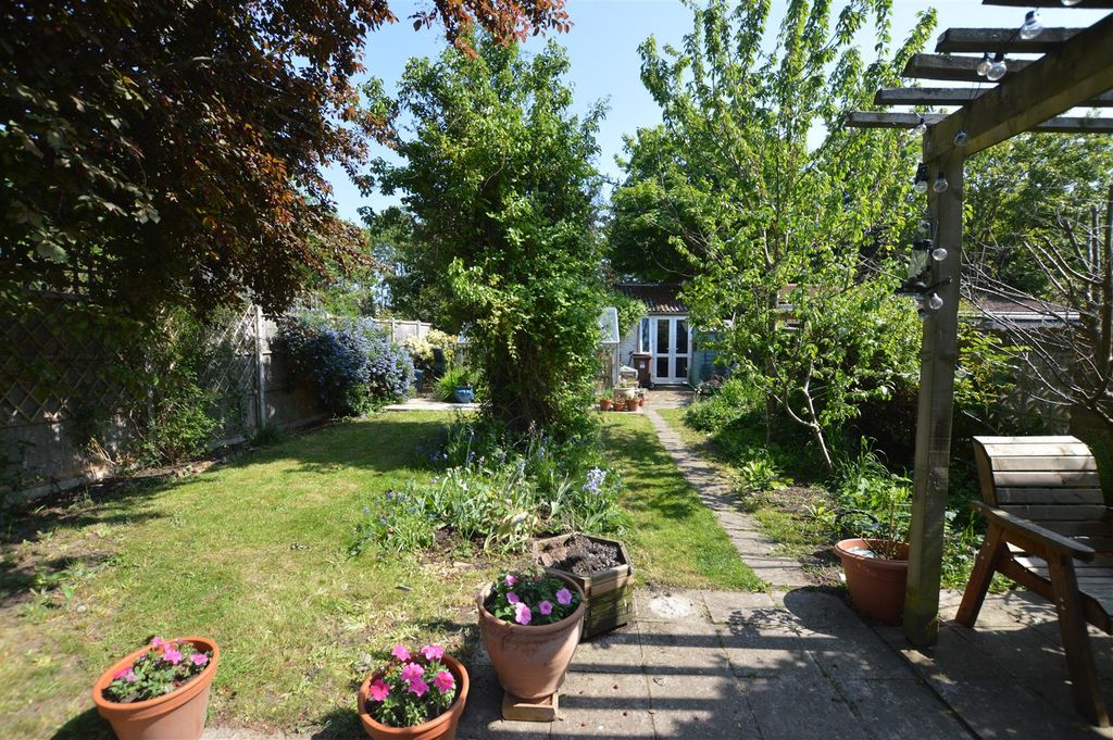 Property photo 3 of 17 92 St Stephens Road Middle Gdn.Jpg