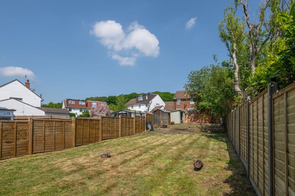 Property photo 3 of 21