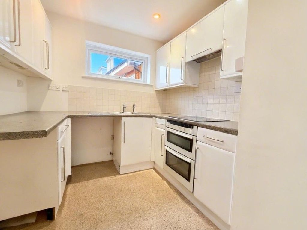 Property photo 3 of 3