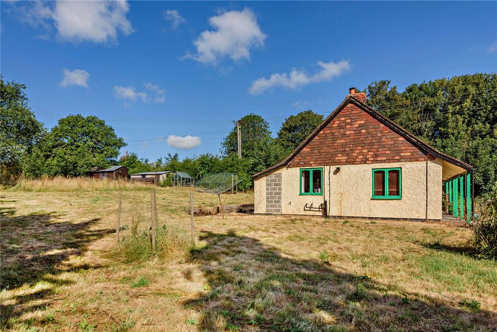 Property photo 3 of 21 Picture No. 12