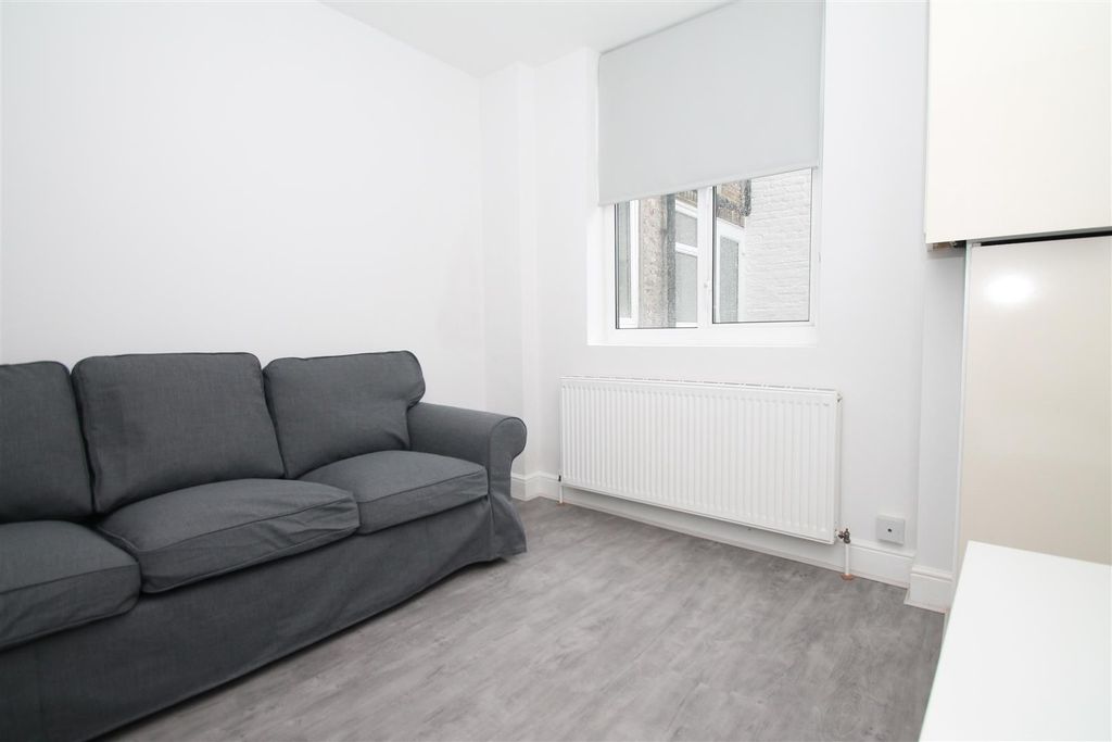 Property photo 3 of 9 Img_5526.Jpg