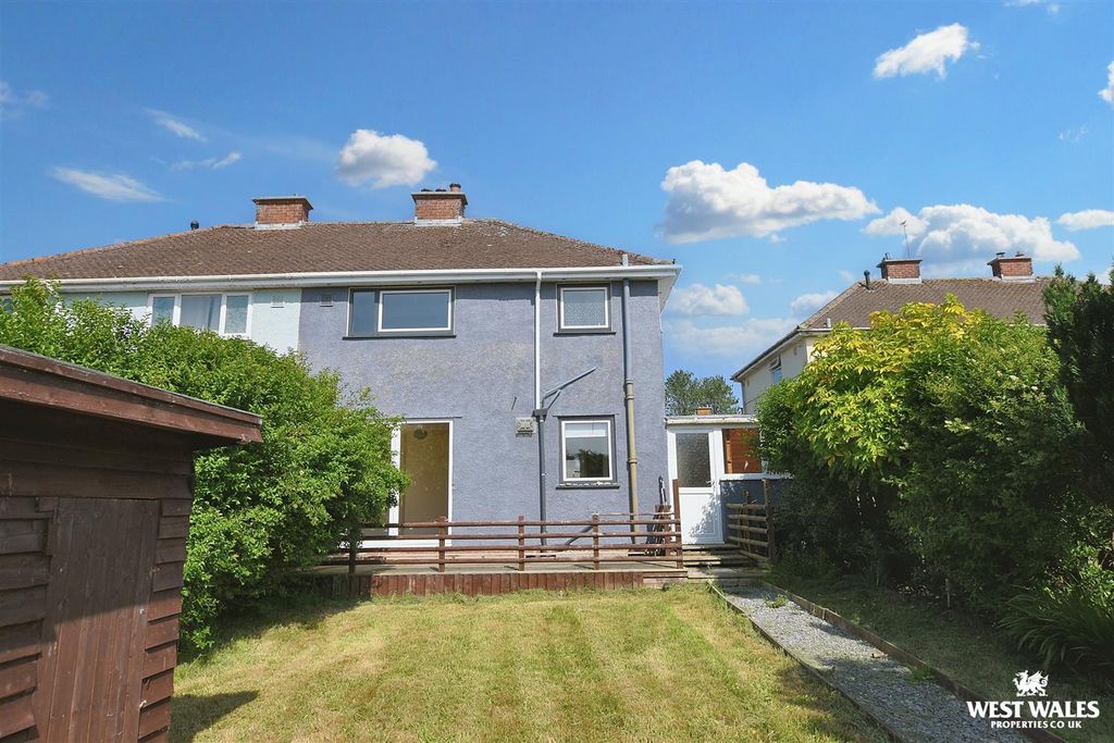 Property photo 1 of 20 19 (5).Jpg
