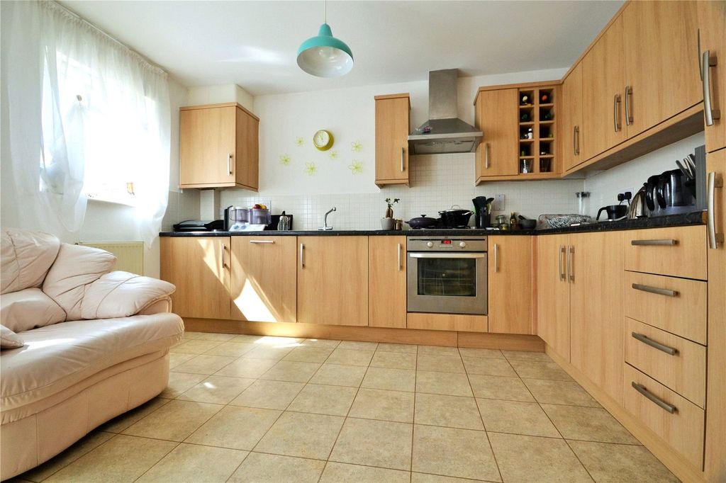 Property photo 3 of 8 Picture No. 04