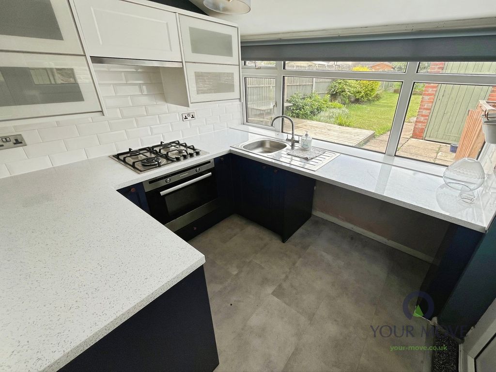 Property photo 2 of 13 Kitchen