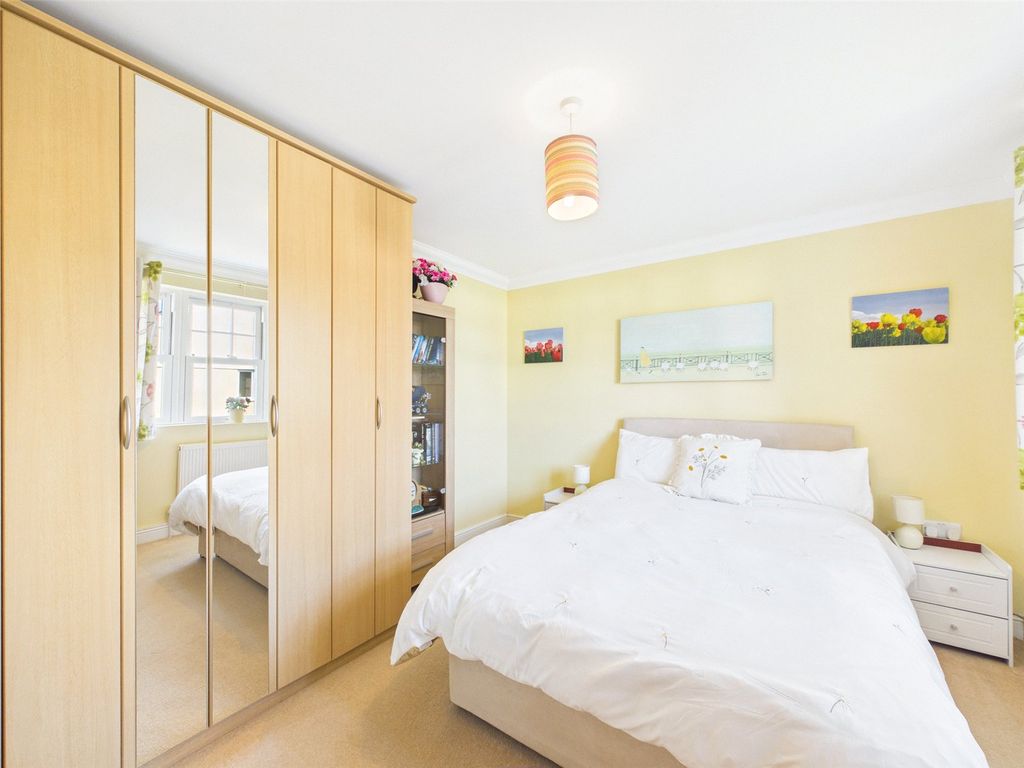 Property photo 3 of 14 Bedroom