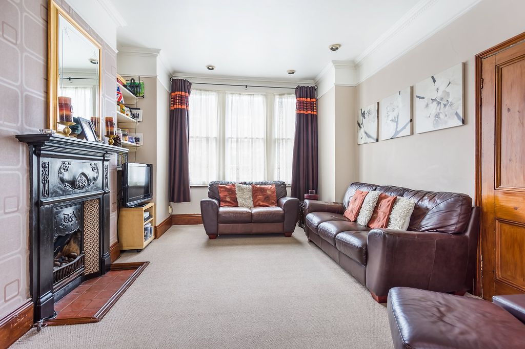 Property photo 1 of 10