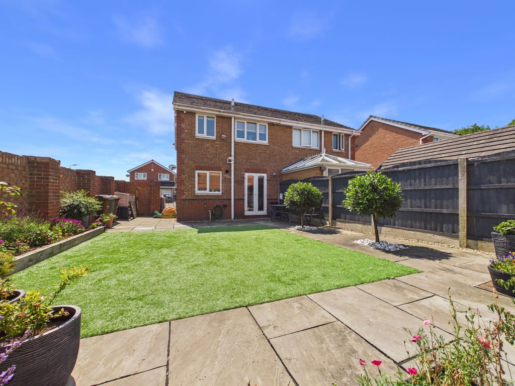 Property photo 2 of 23 2- Rob Hammond Ewemove Pontefract