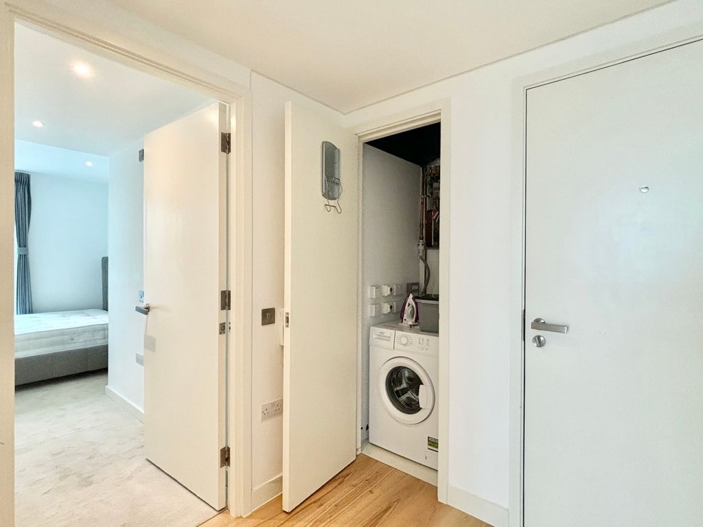 Property photo 3 of 12
