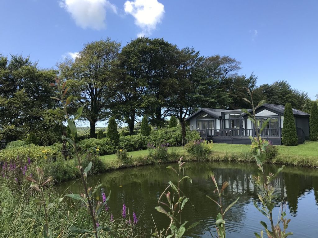 Property photo 1 of 9 Lodge A.Jpg
