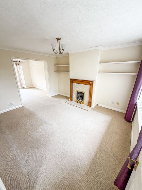 Property photo 3 of 25