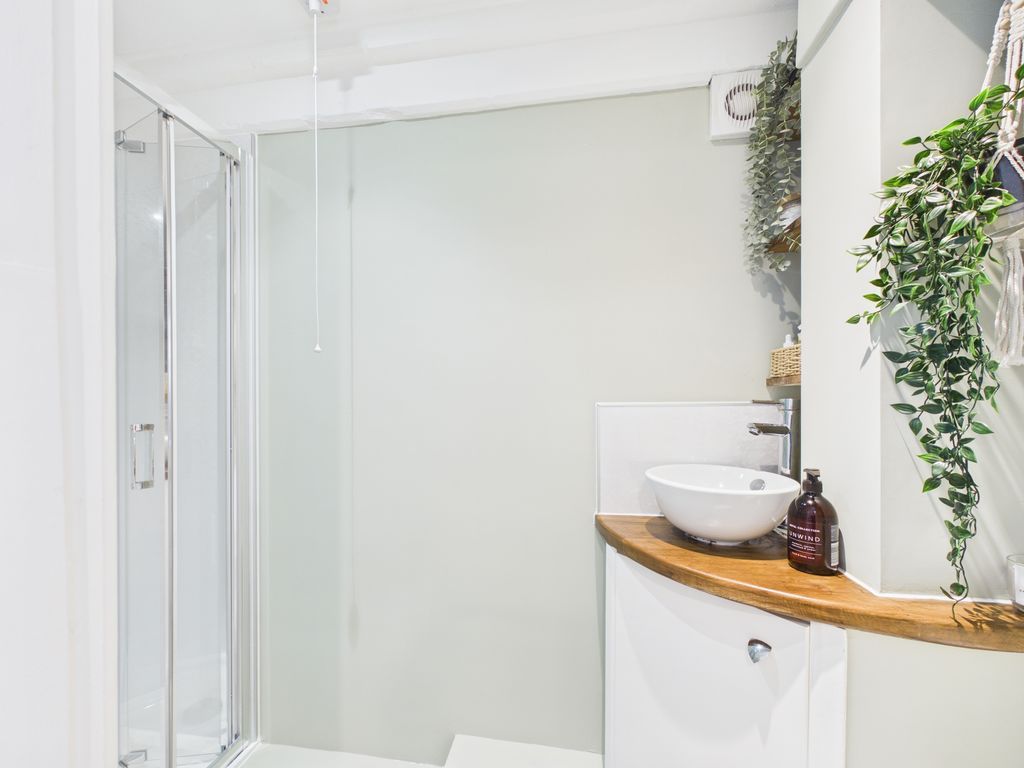 Property photo 3 of 8 Shower Room