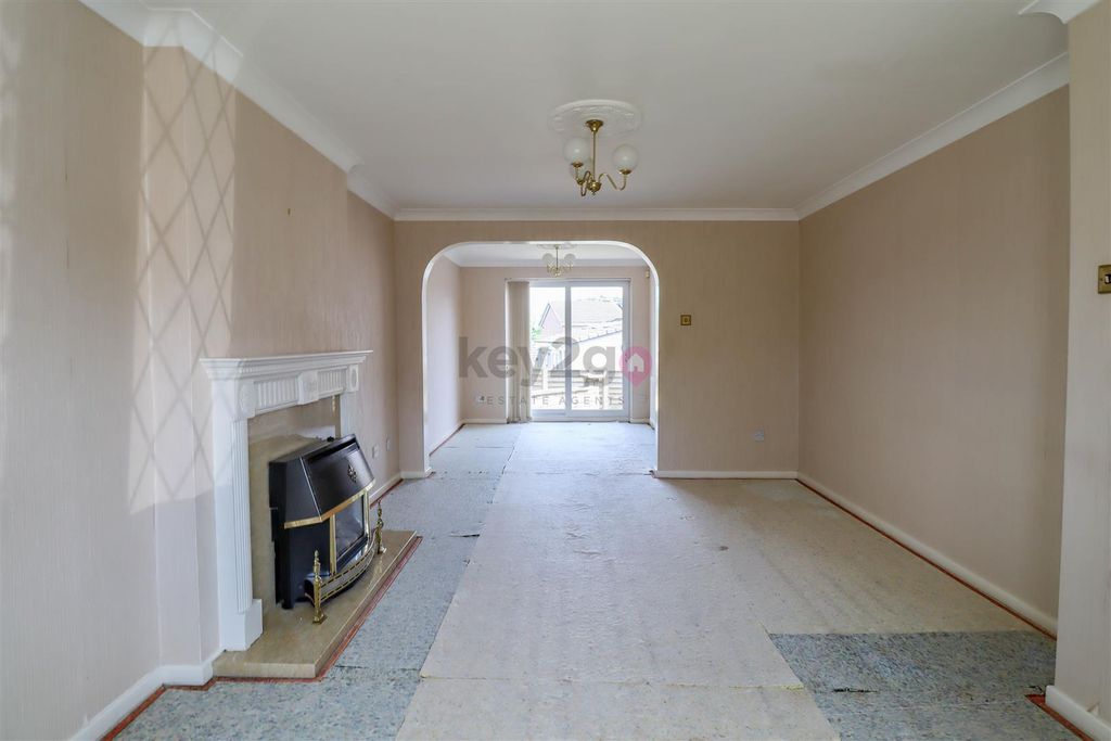 Property photo 2 of 16 Img_0656.Jpg