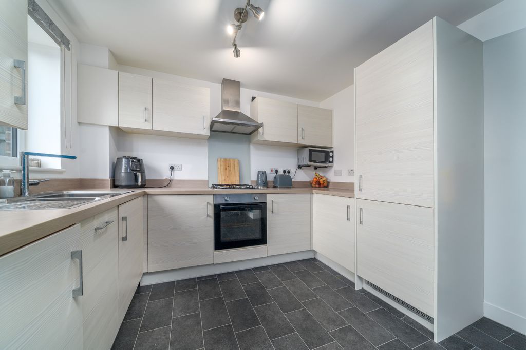 Property photo 2 of 26 Kitchen-1