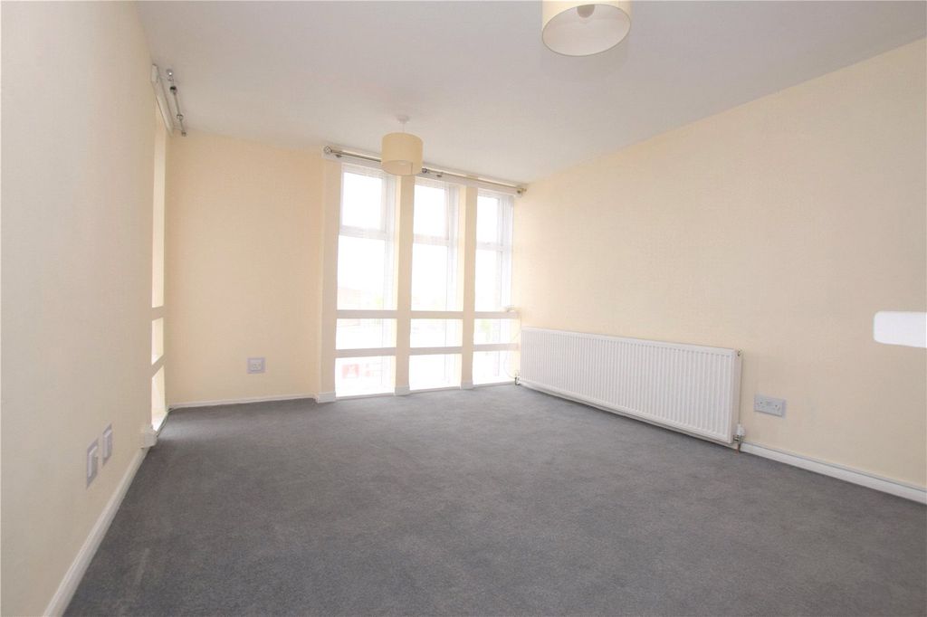 Property photo 3 of 7 Picture No. 09