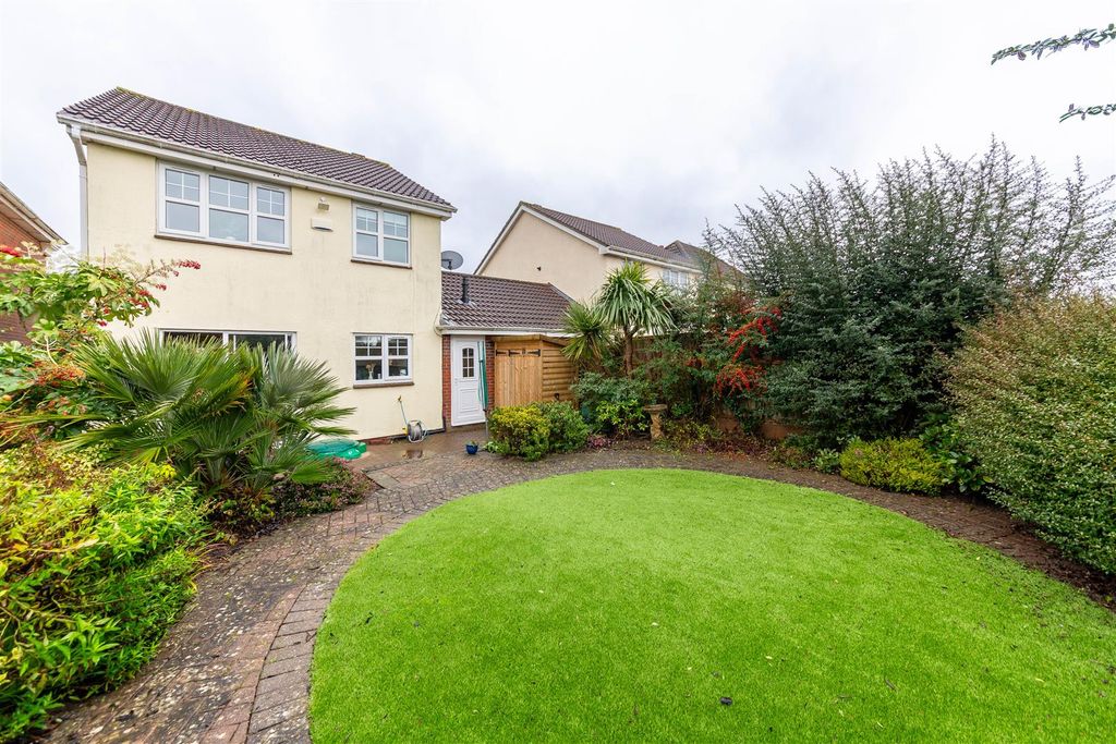 Property photo 2 of 20 Ks2B0140-Hdr.Jpg