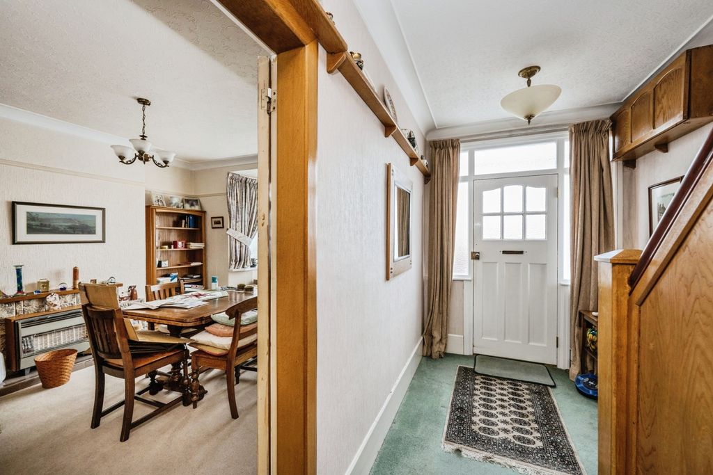 Property photo 3 of 19 Pbox-Img.Jpg