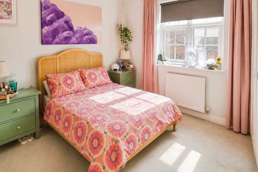 Property photo 2 of 7 Pbox-Img.Jpg