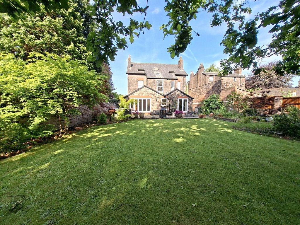Property photo 2 of 45 Picture No. 78