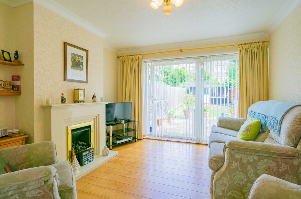 Property photo 3 of 22