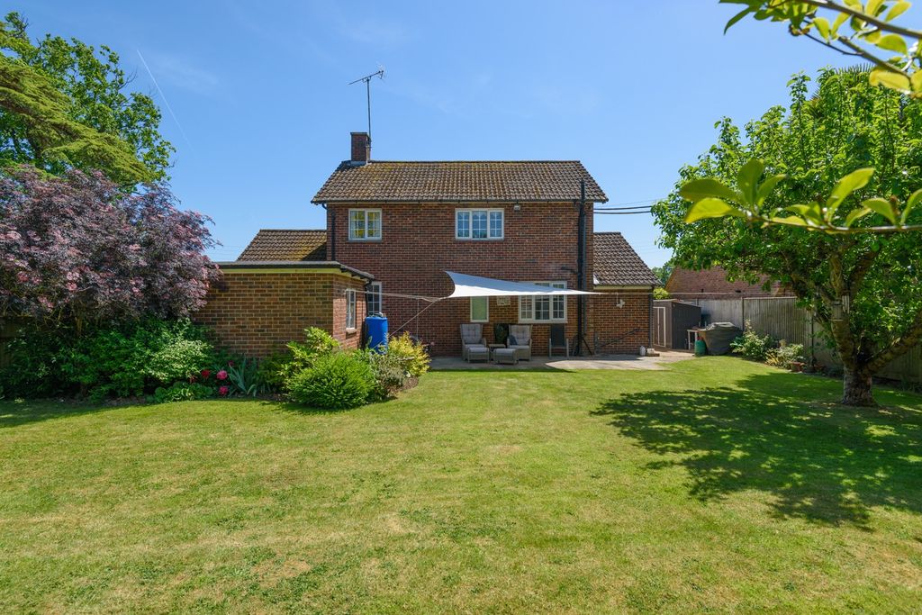 Property photo 2 of 25 5147596