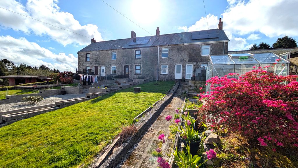 Property photo 1 of 9 Front Elevation