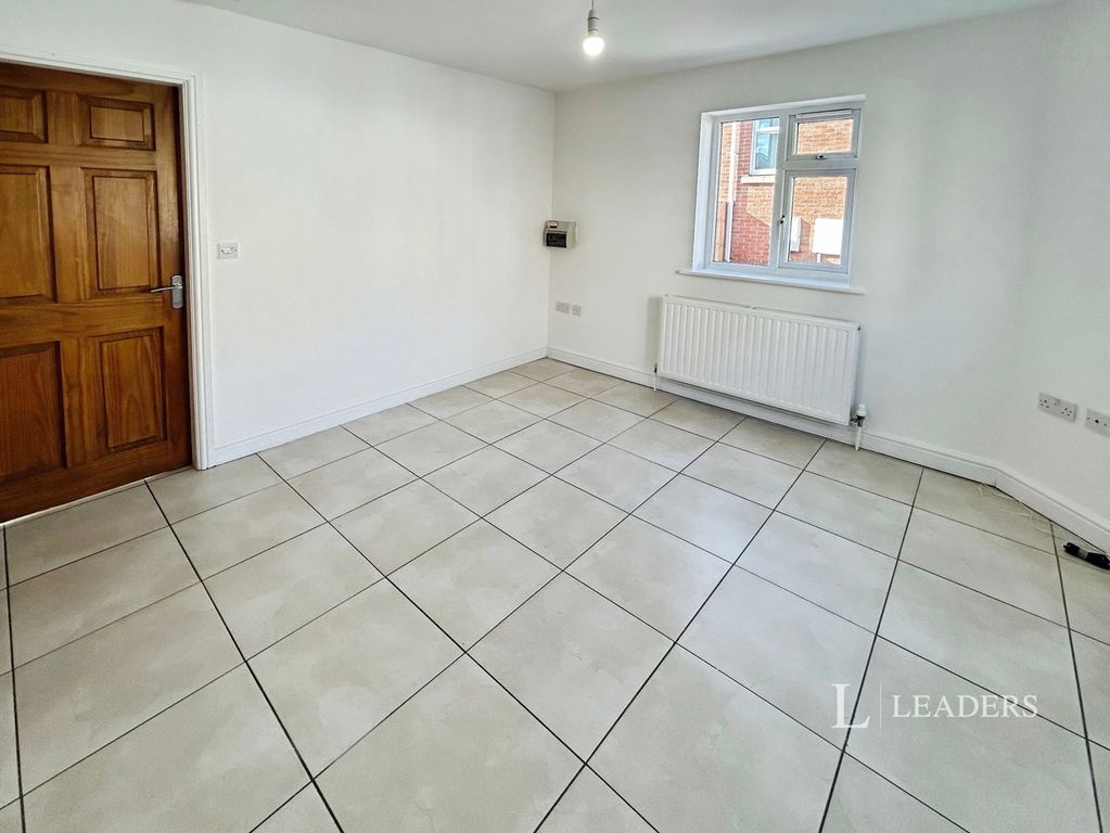 Property photo 3 of 13 Living Room