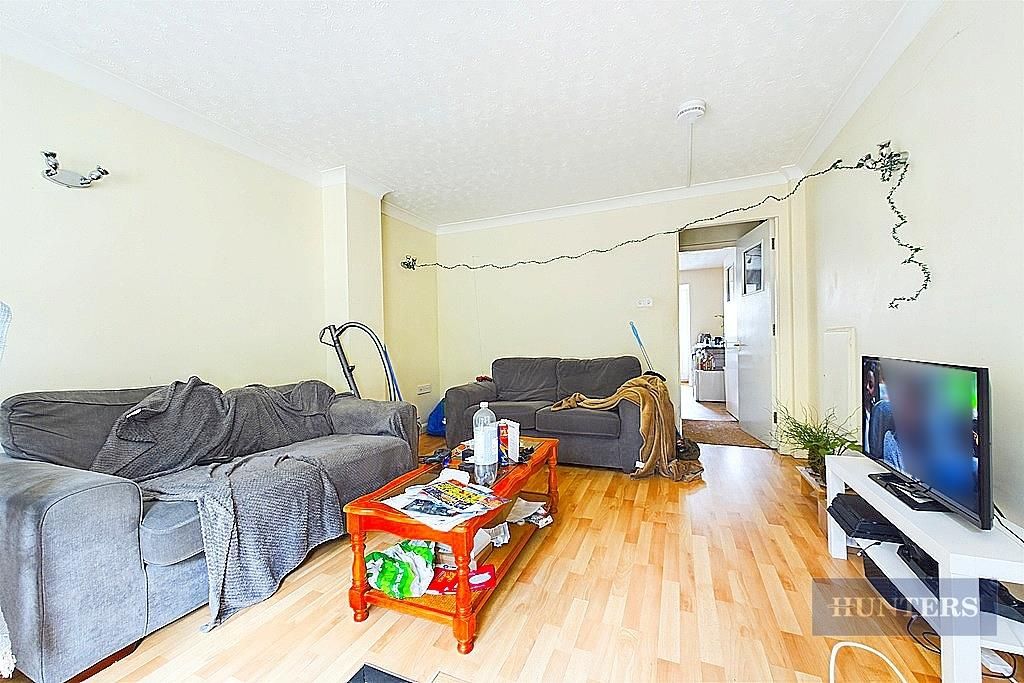 Property photo 2 of 14 Cam01635G0-Pr0272-Still001.Jpg