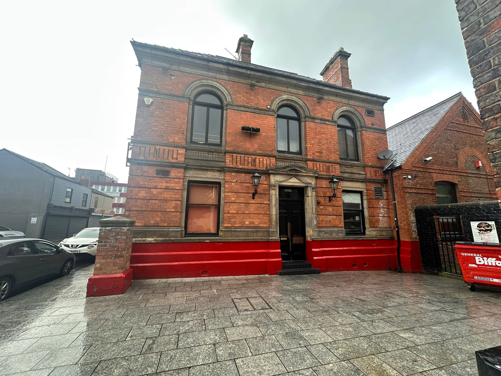 Property photo 2 of 12