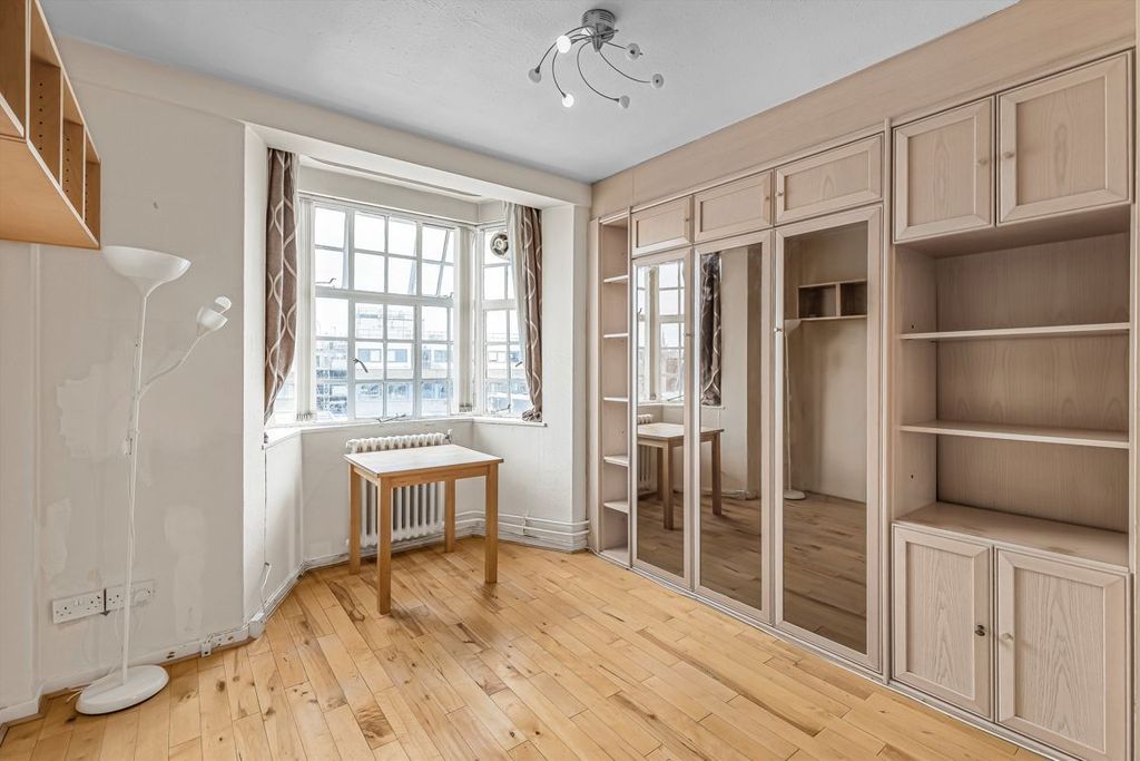 Property photo 3 of 5