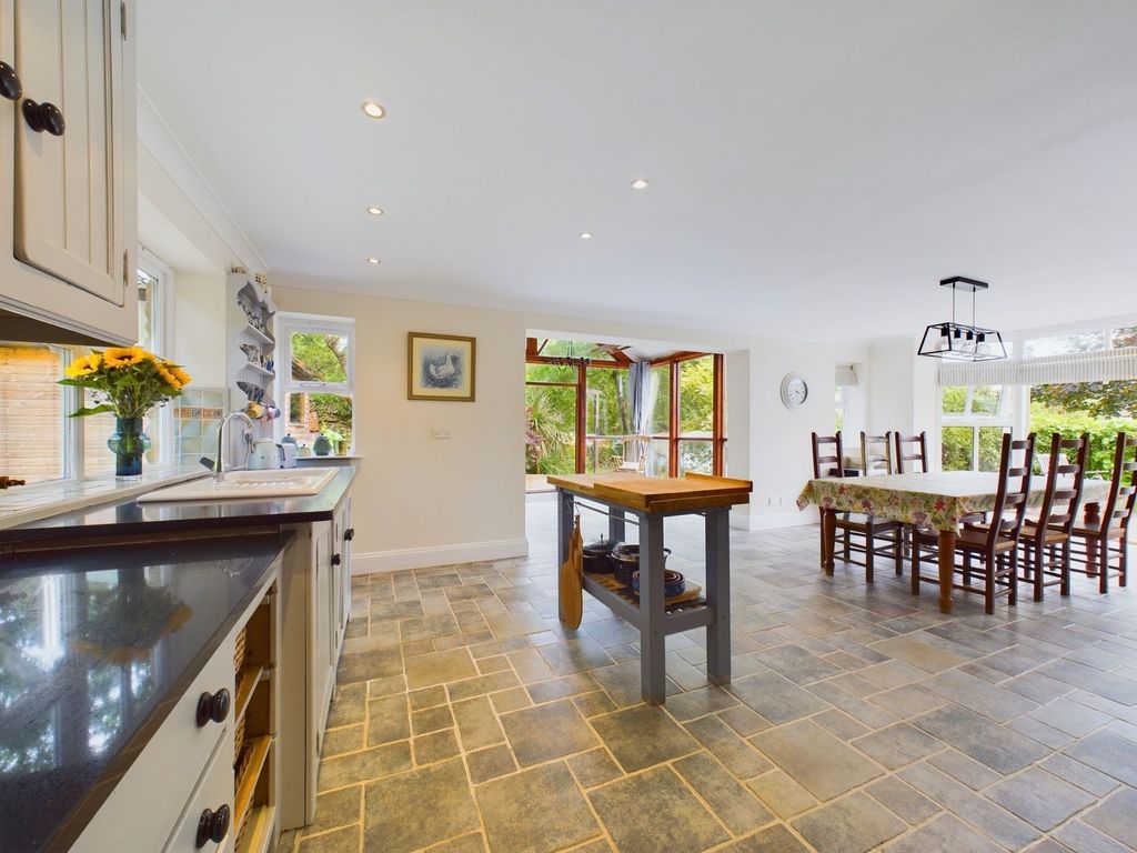 Property photo 2 of 70