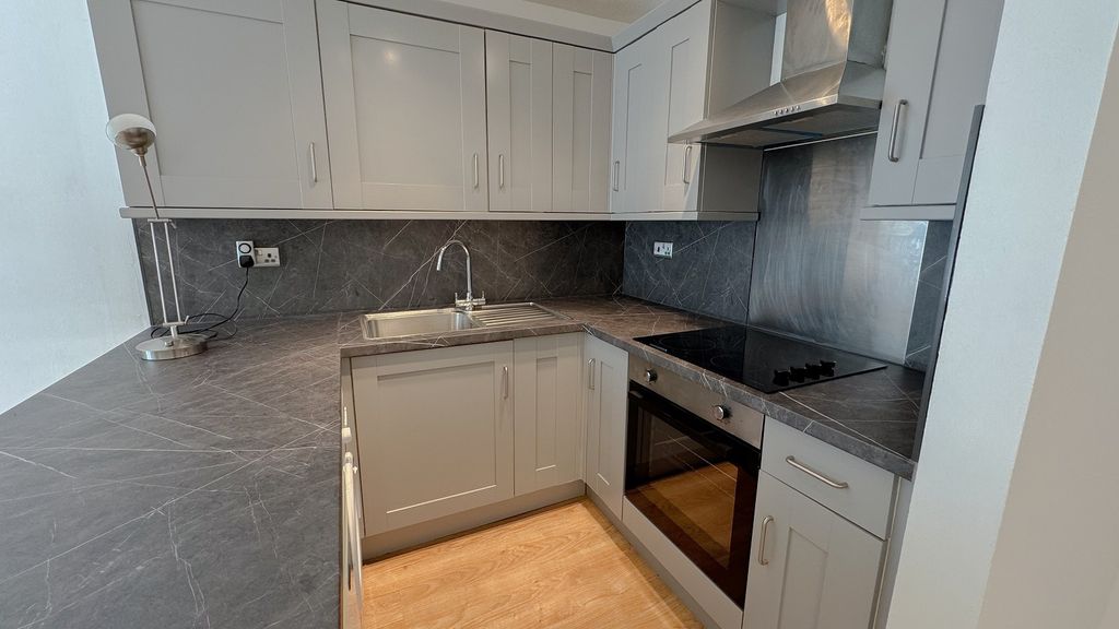 Property photo 3 of 19 Not Specified