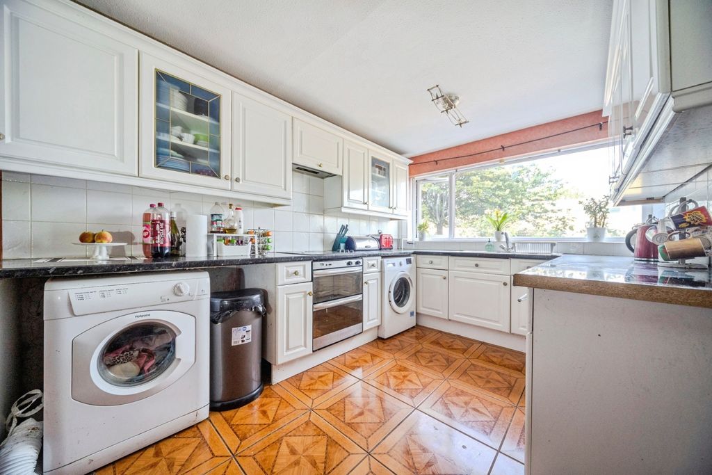 Property photo 2 of 16 Pbox-Img.Jpg