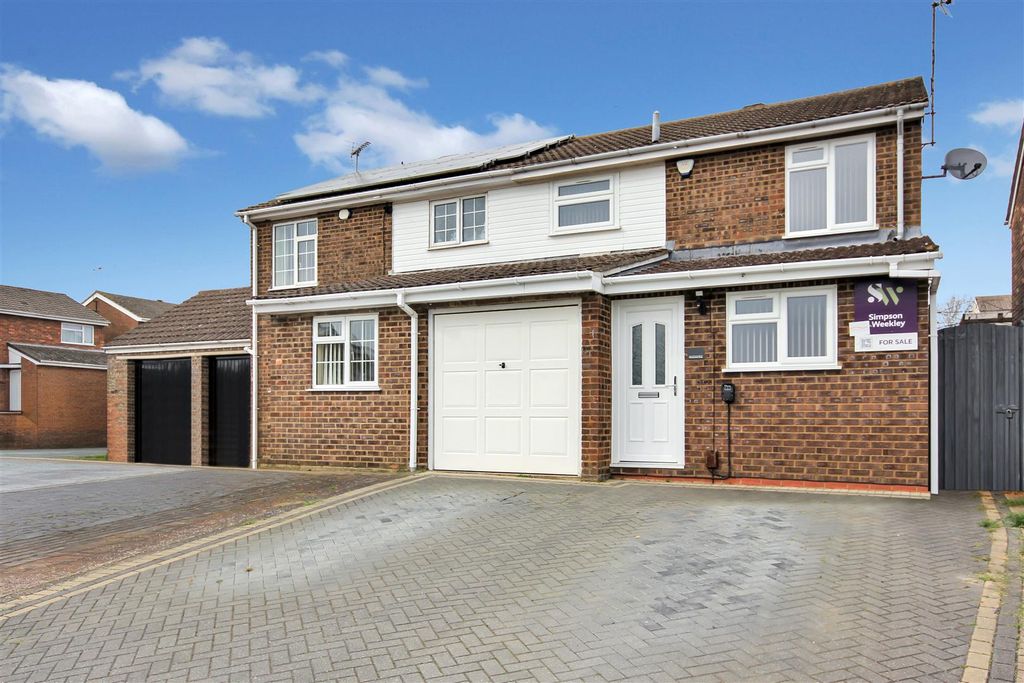 Property photo 1 of 13 Front 1.Jpg