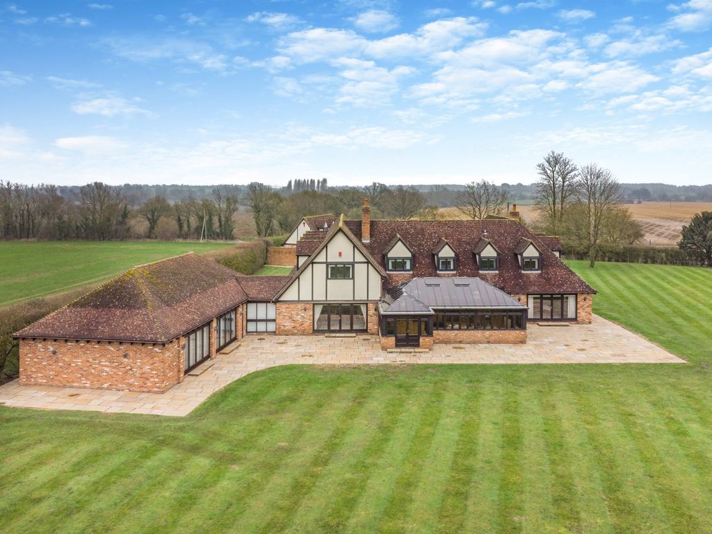 Property photo 3 of 16 Picture No. 10