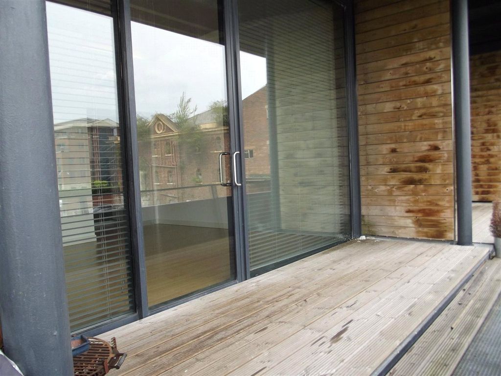 Property photo 3 of 10 Picture No. 04