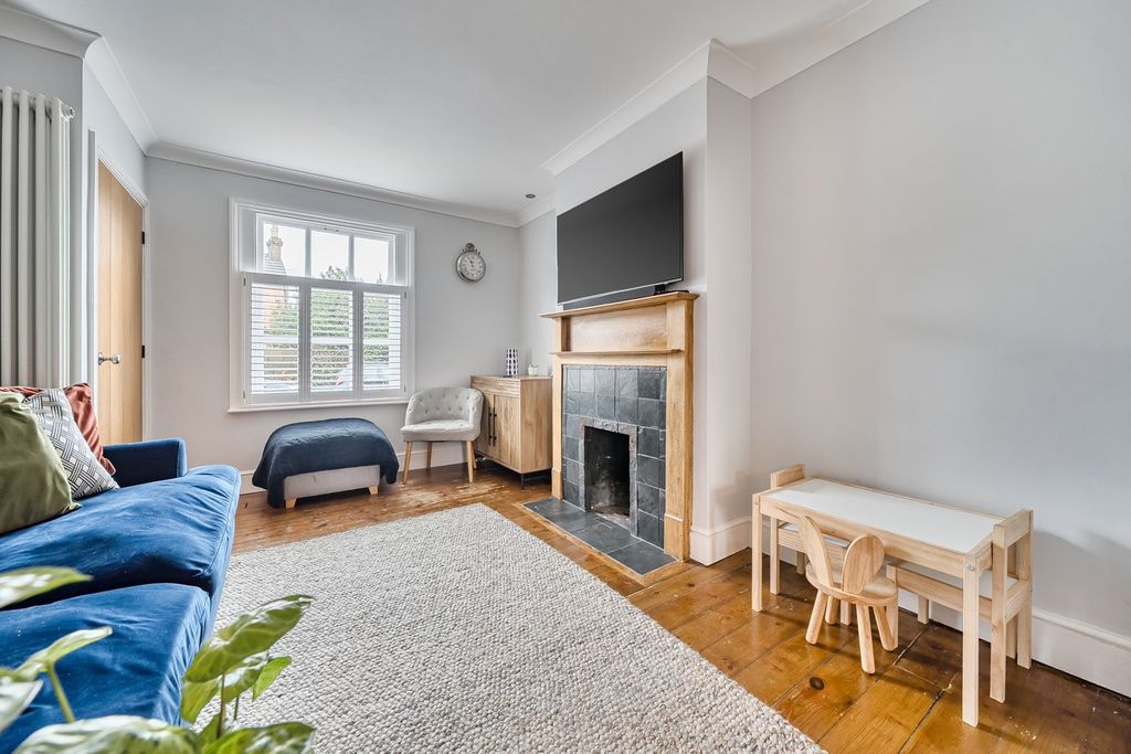 Property photo 2 of 13