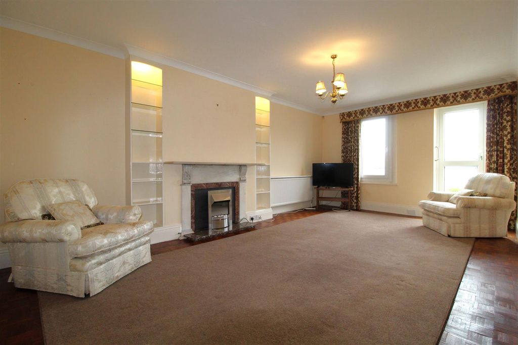 Property photo 2 of 14 Img_6542.Jpg