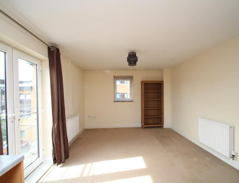 Property photo 3 of 8