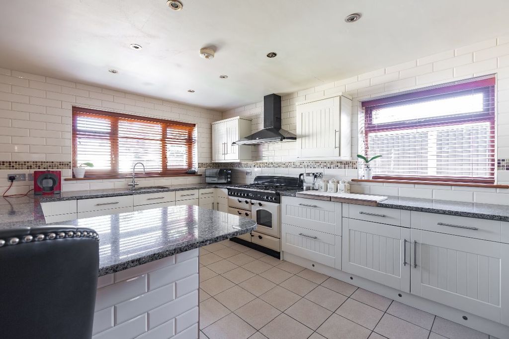 Additional image 28 of 4 bed bungalow for saleCoxes Lane, Ramsgate CT12