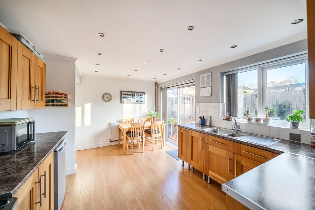 Property photo 3 of 20 1402773176973B36B3d2c8