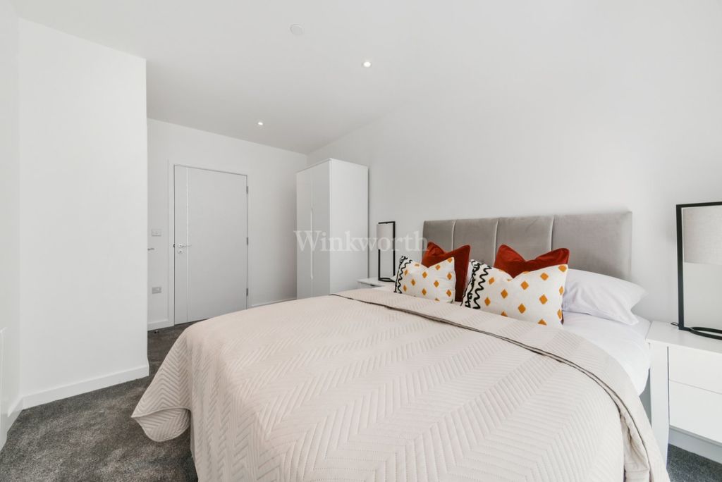 Property photo 3 of 10 Picture No. 02
