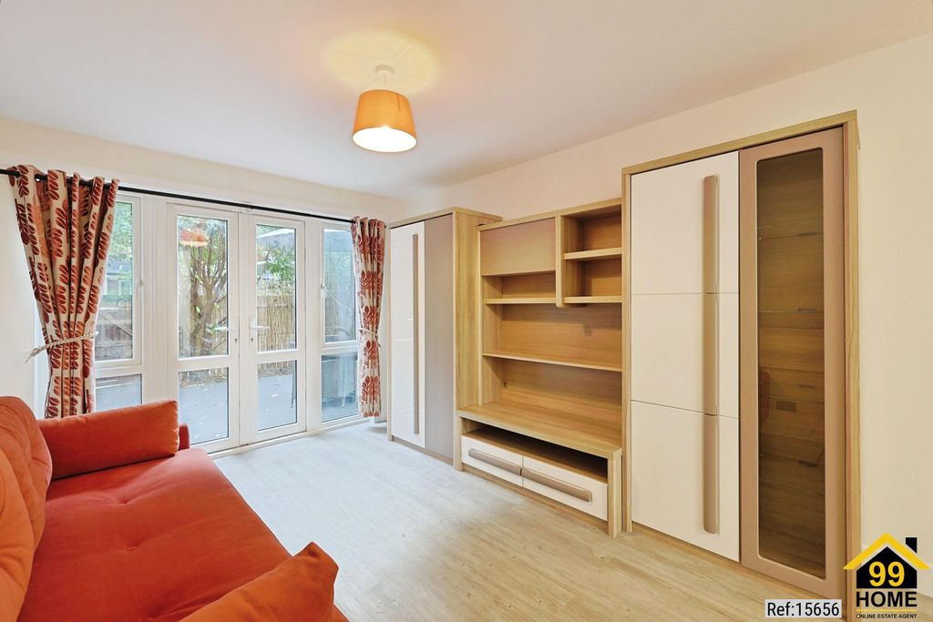 Property photo 3 of 23 Photo 2