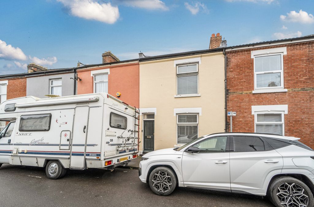 Property photo 1 of 10 1409772-28-69A6Ac...