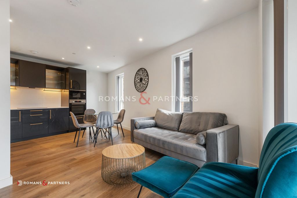 Property photo 1 of 22