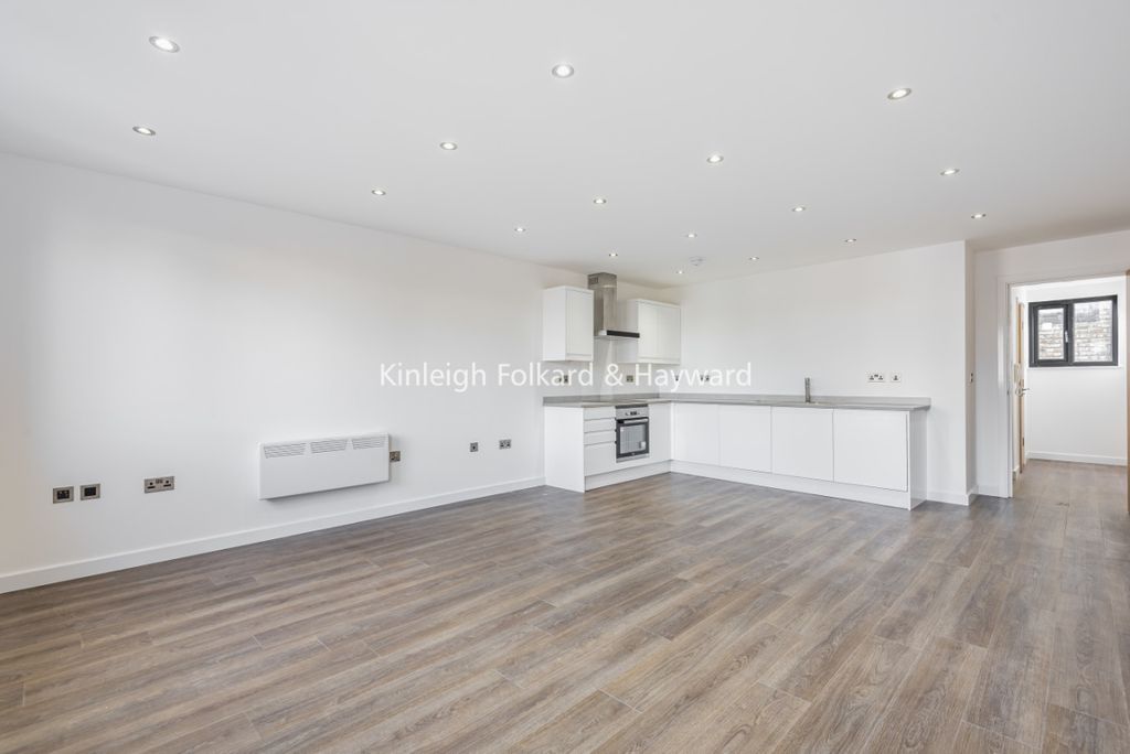 Property photo 2 of 8 04913794-6B26-499F-A