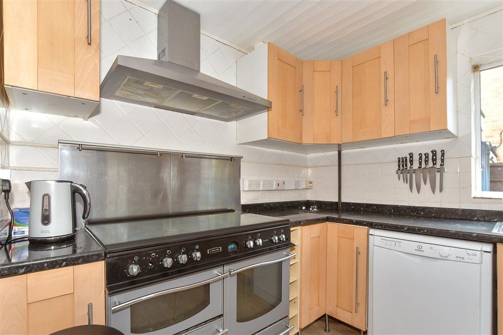 Property photo 2 of 15 Kitchen