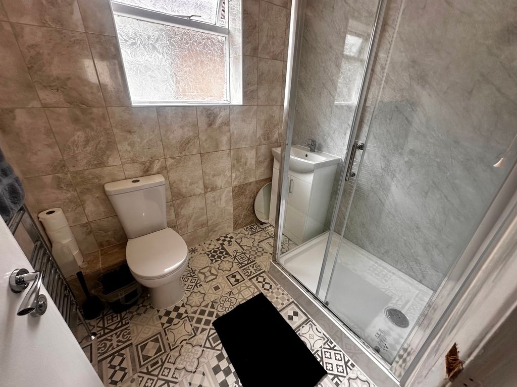 Property photo 3 of 10 Image