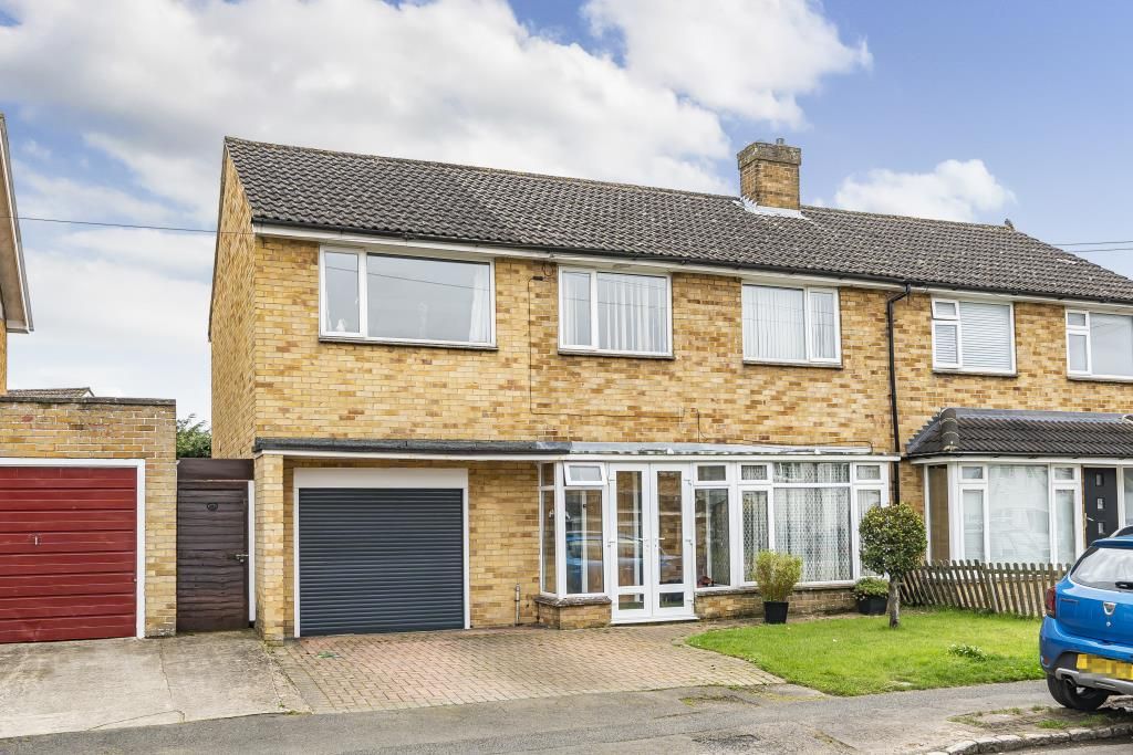 Property photo 3 of 10 External